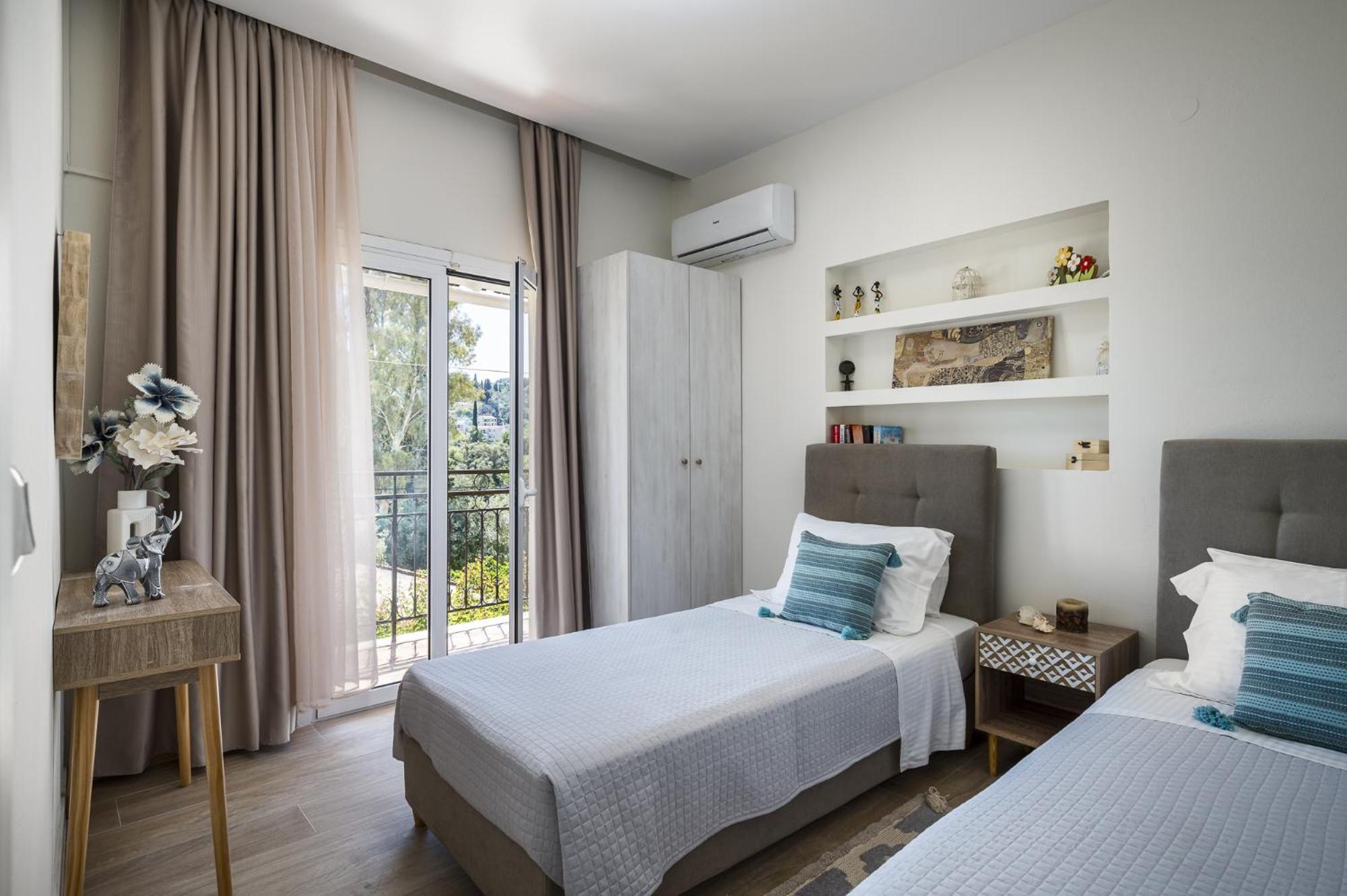 Ipsos Pool Apartments, Elena & Maria By Konnect 外观 照片